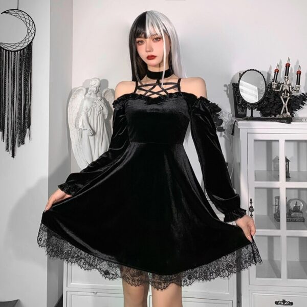 Niedliches Emo Ballkleid