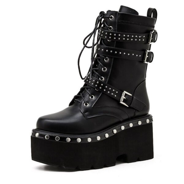 Emo Stiefel mit Spikes