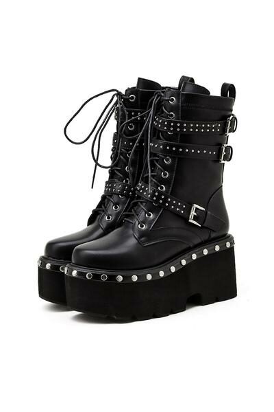 Emo Stiefel mit Spikes