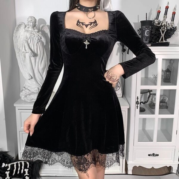 Schwarzes Emo Kleid