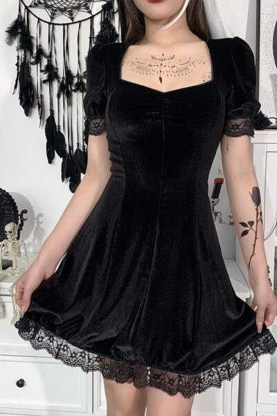 Emo Kleid Outfit